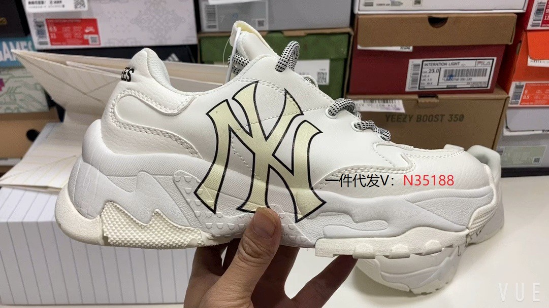 微商性價(jià)比一手運(yùn)動鞋貨源 廠家專供